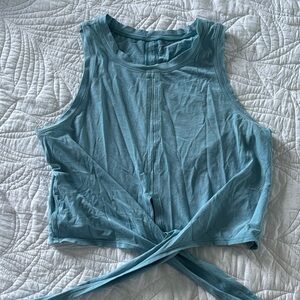 Lululemon women’s  Tie-back tank top size 6